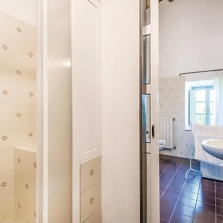 Cozy In Sarteano -si- With Kitchen